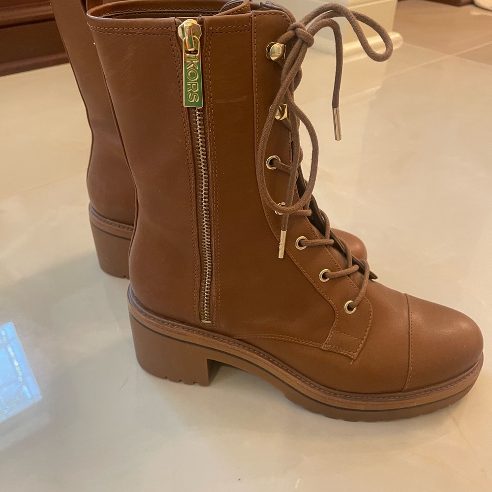 Michael Kors Tan Lace Up Boots